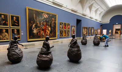 Juan Muñoz, el «ladrón» irreverente que robó con el arte — regresa al Prado